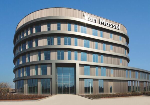 Van-Mossel-Waalwijk-hoofdkantoor-e1699008905675